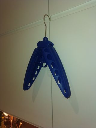 Percha plegable neopreno 