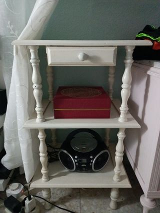 Mueble antiguo de madera 