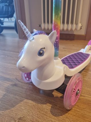 Patinete unicornio