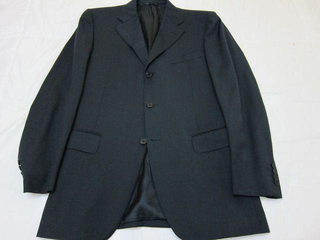 Chaqueta azul marino de Canali. T 48.
