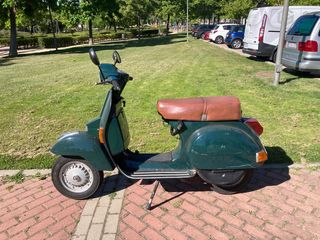 Vespa Iris 200