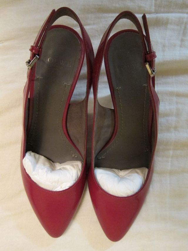 ZAPATOS LOEWE ROJO OSCURO (FUCSIA) NUEVOS . T 37