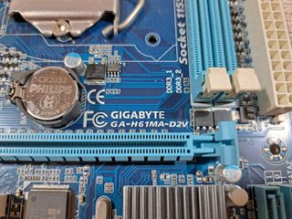 Placa GigaByte GA-H61MA-D2V (1155)