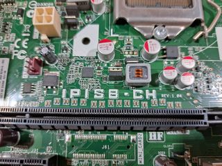 Placa Pegatron IPISB-CH (1155)