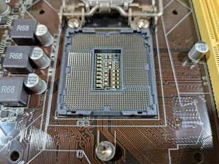 Placa ASUS H81M-PLUS (1150)