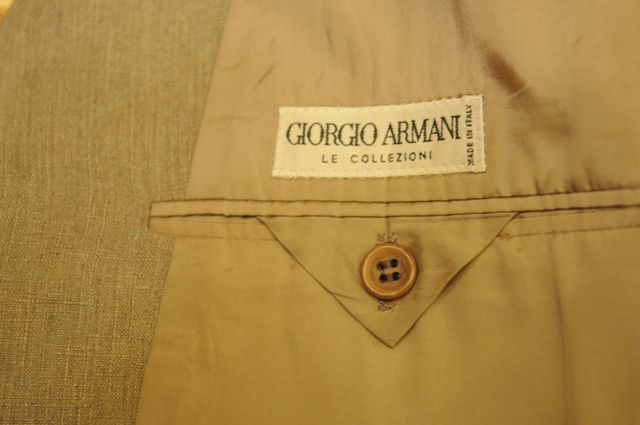 CHAQUETA DE LINO GRIS DE GIORGIO ARMANI. T 50