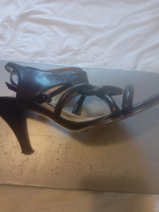 Sandalias negras muxart piel