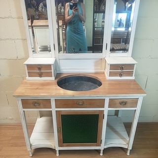 Mueble Lavabo Modernista Restaurado