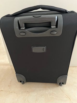 Maleta de cabina sin usar