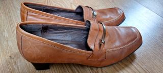 Zapato de mujer de piel núm. 40