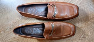 Zapato de mujer de piel núm. 40