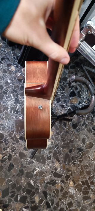 Guitarra acústica Fender Serie PARAMOUNT