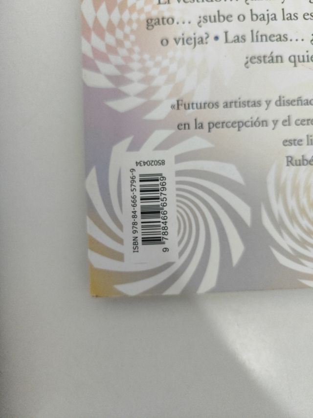 Lote libros Ilusiones ópticas.