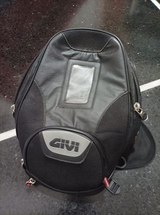 Borsa magnetica per serbatoio moto
