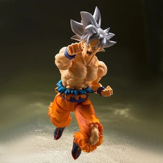 Figura acción Goku ultra instinto