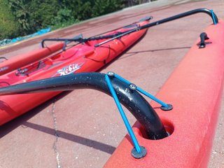Kayak Trimarán a vela.