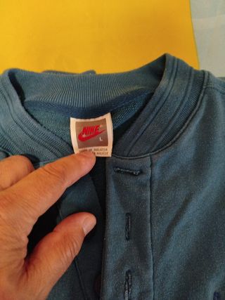 Amisetas de vestir .Nike y fezequel