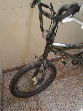 Bicicleta BMX Coluer