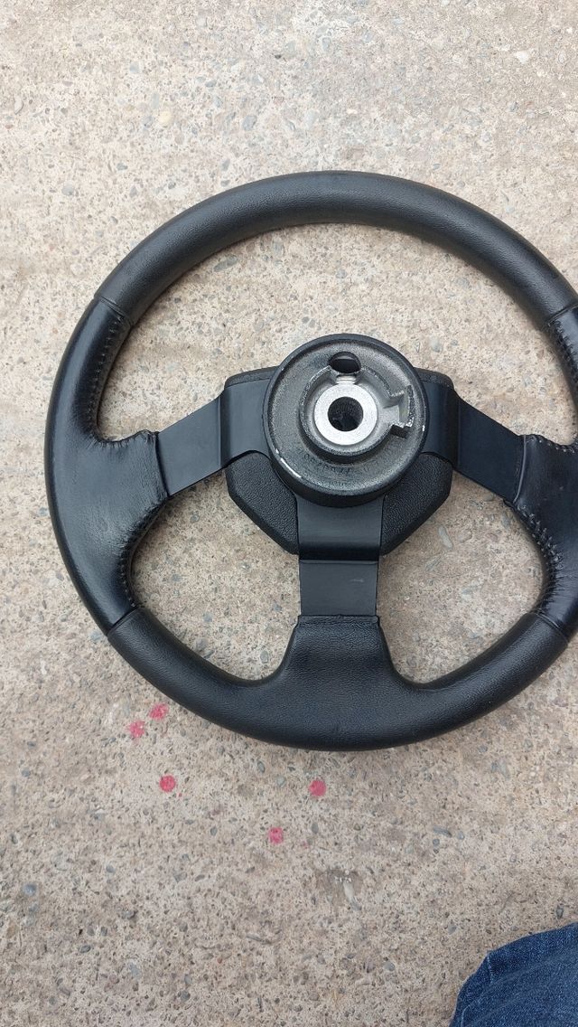 Volante clio 16v  5 gt turbo  r19 16v