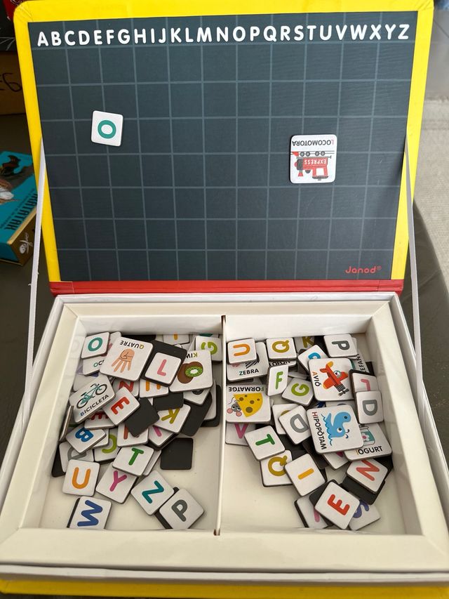 Juego magnéti’book Algabet Català