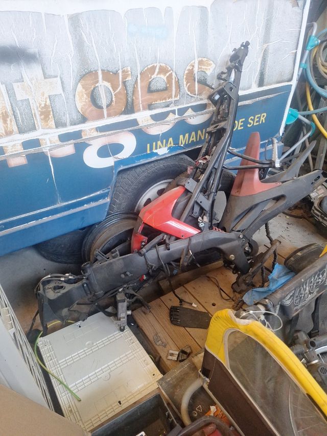 Yamaha Despiece yzf 125 2014