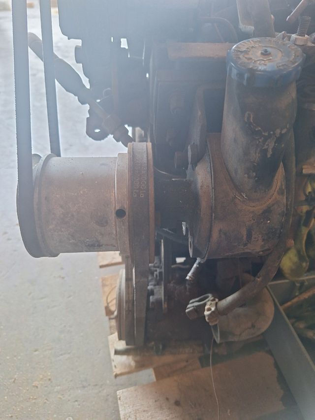 Motor chrysler 150 gt año 1978 completo