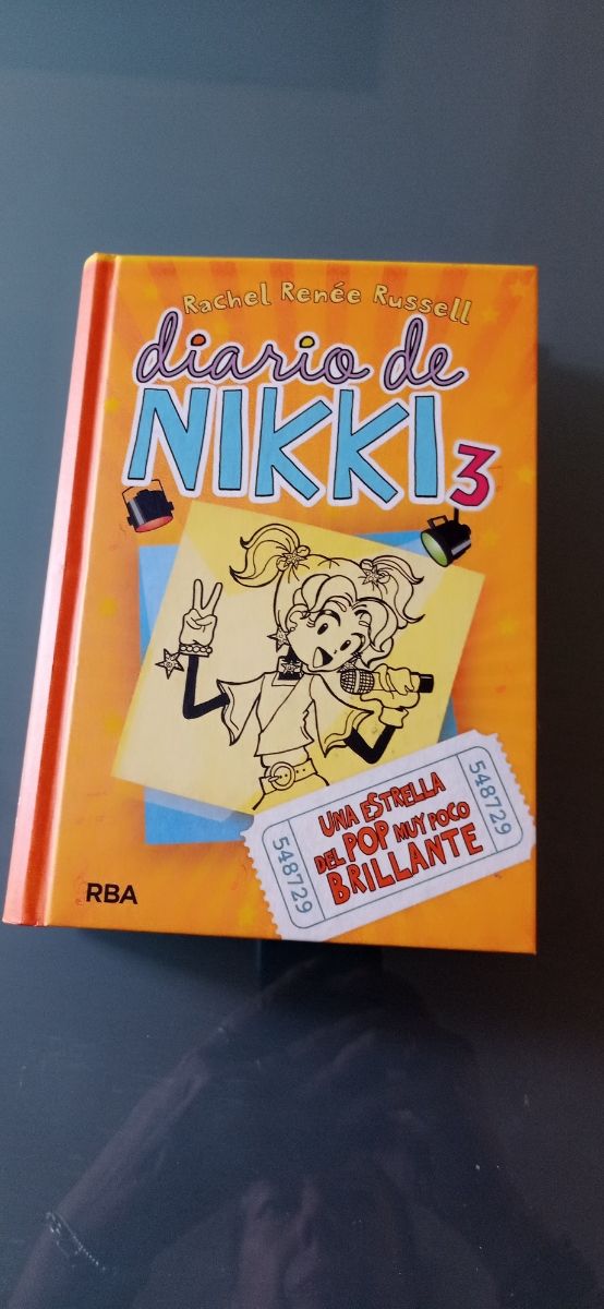 Libro El diario de Nikki 3