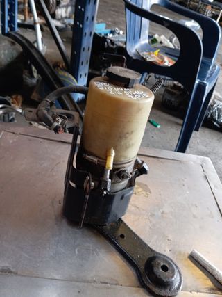 Bomba dirección Opel signum 2.2 dti 16v 2005