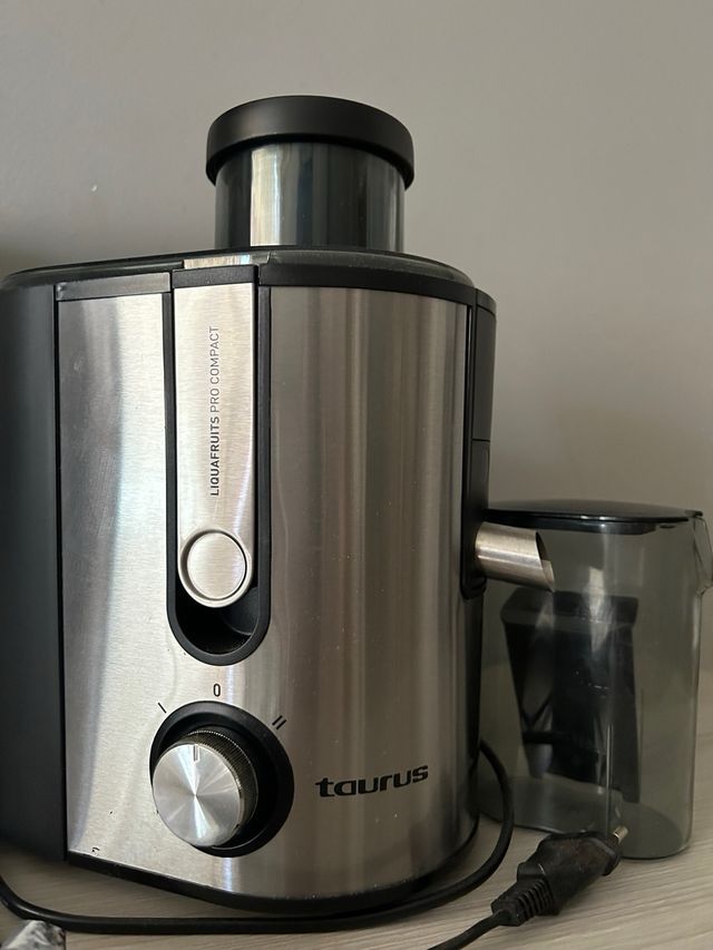 Licuadora taurus 500w