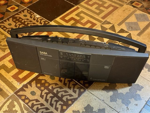 Radio solo para decorar no funciona