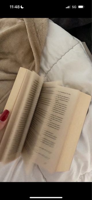 libro “cincuenta sombras mas oscuras”