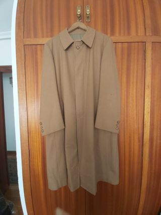 Abrigo pura lana virgen camel. 52