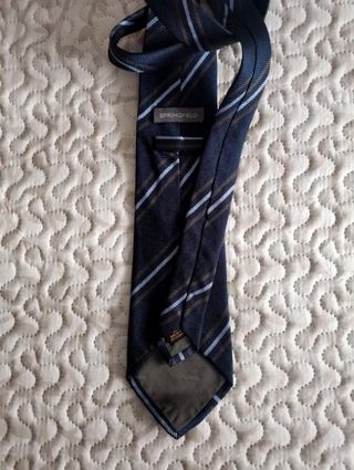 Corbata Springfield 