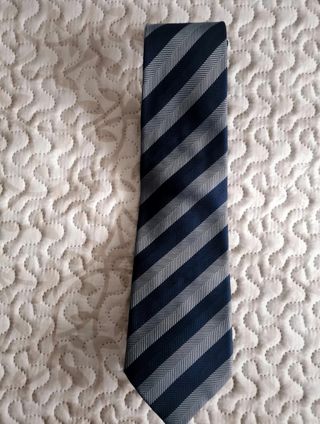 Corbata Springfield 