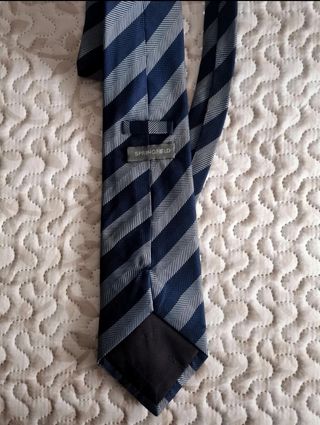 Corbata Springfield 