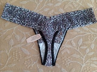 Tangas de encaje Victoria's Secret