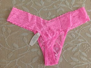 Tangas de encaje Victoria's Secret