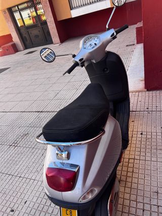 VESPA LV 50