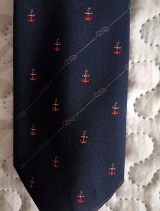 Corbata Juargis 