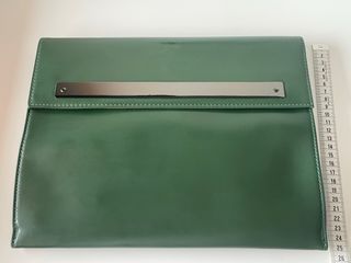 Bolso hombro o mano verde. Zara. 
