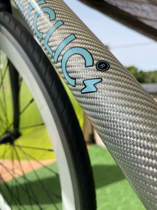 Bicicleta fixie carbono