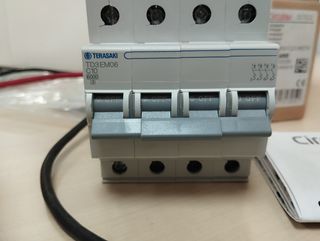 Contador eléctrico trifásico Flex