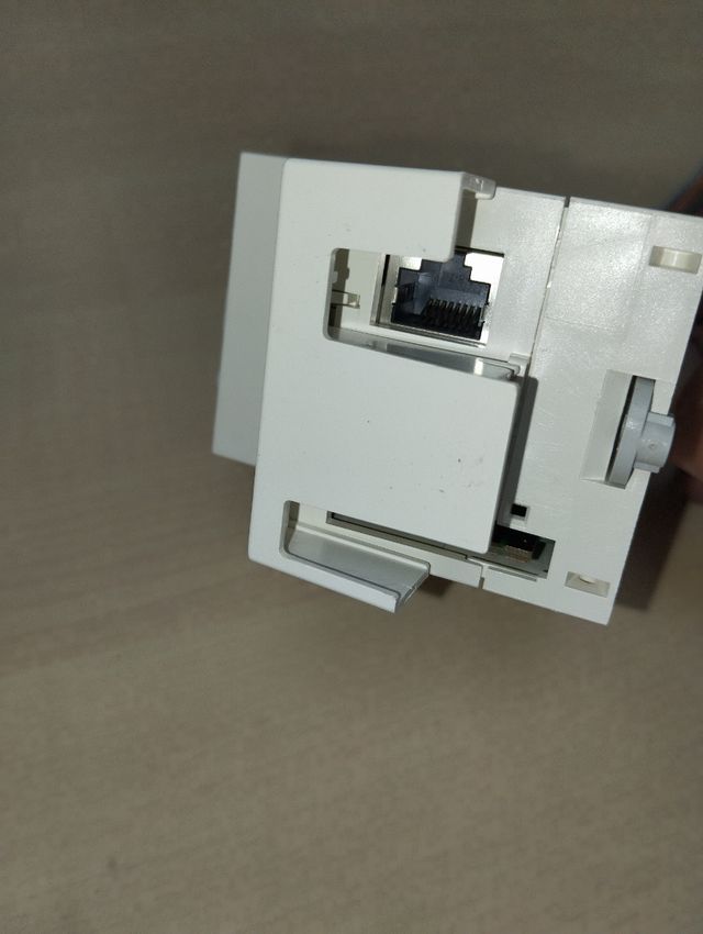 Contador eléctrico trifásico Flex