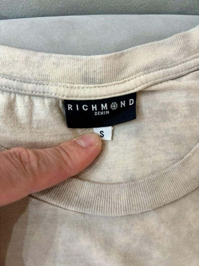 T-shirt giromanica beige Richmond