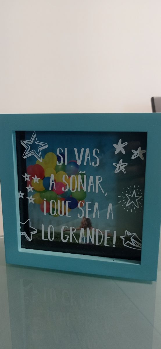 Hucha madera y cristal