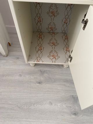 Mueble auxiliar puerta