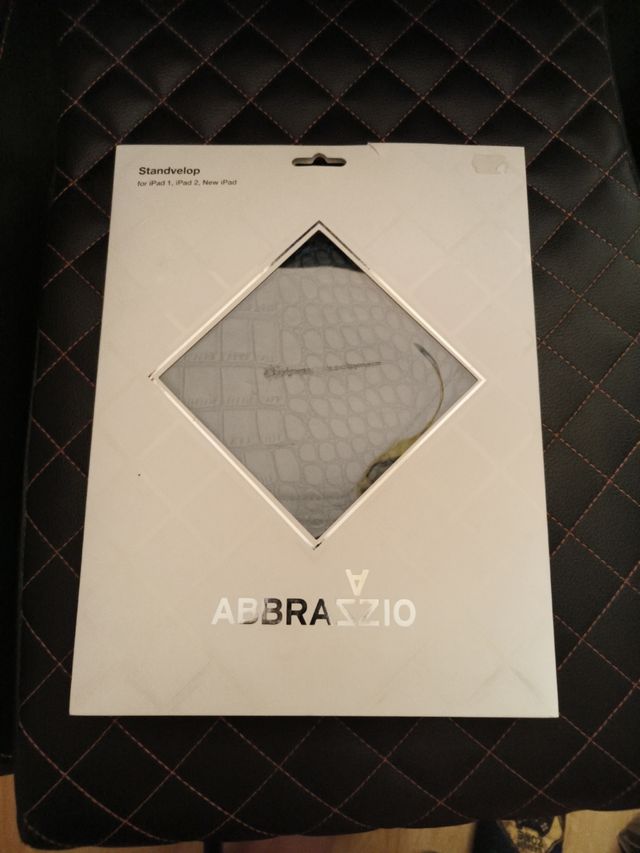 Funda con pie para IPad