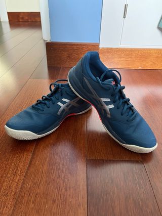 Zapatilla Padel Asics Talla 42.5