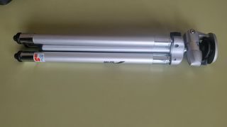 Trípode plegable ligero