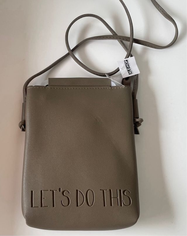 Bolso mini Alehop. Mano y hombro.